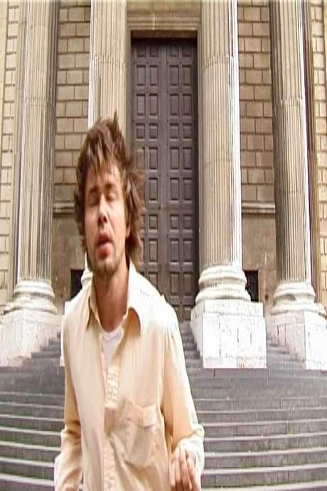 Dutch visual artist Jeroen Offerman spent three months mastering a backward rendition of Led Zeppelin’s “Stairway to Heaven.” He performed the inverted vocal in front of St. Paul’s Cathedral, playing air‑guitar and head‑banging while bewildered pedestrians passed. He then reversed the audio, layered the original track and produced a striking version of the classic.